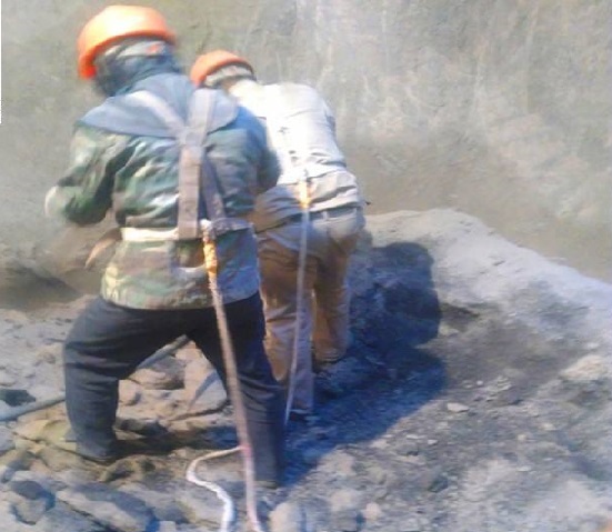 電廠灰?guī)烨鍘旃?安全與專業(yè)并重,共創(chuàng)美好綠色未來