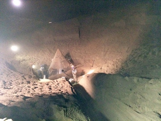 水泥庫清庫:傳統(tǒng)清庫方式與自動化清庫設備的應用