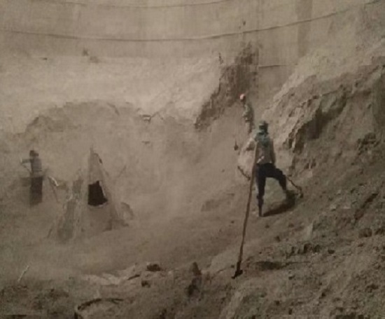 水泥庫清灰公司:專業(yè)清庫與安全環(huán)保的雙重保障